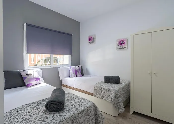 Fantastic & Functional Apartment In Malaga II